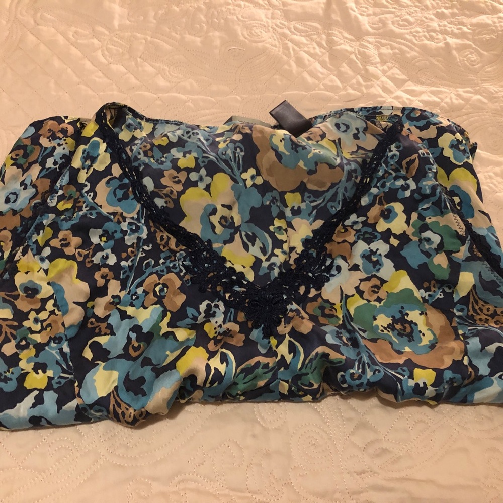 Liz Claiborne Y2K sleeveless floral shirt side zip lace trim